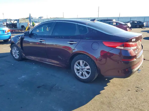 5XXGT4L34KG278498 2019 KIA OPTIMA - Image 2