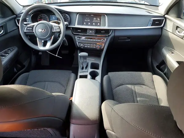 5XXGT4L34KG278789 2019 KIA OPTIMA - Image 8