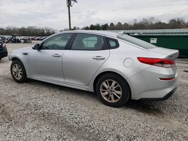 5XXGT4L34KG279425 2019 KIA OPTIMA - Image 2