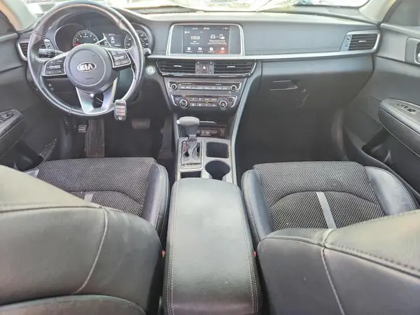 5XXGT4L34KG279747 2019 KIA OPTIMA - Image 8