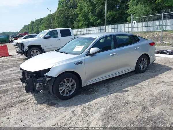 5XXGT4L34KG282521 2019 KIA OPTIMA - Image 2
