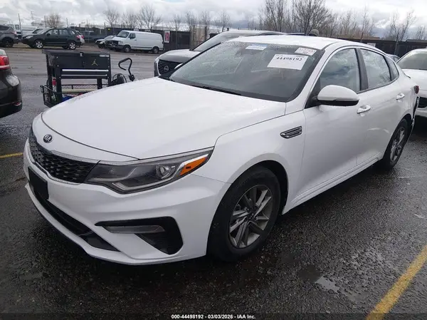 5XXGT4L34KG283104 2019 KIA OPTIMA - Image 2