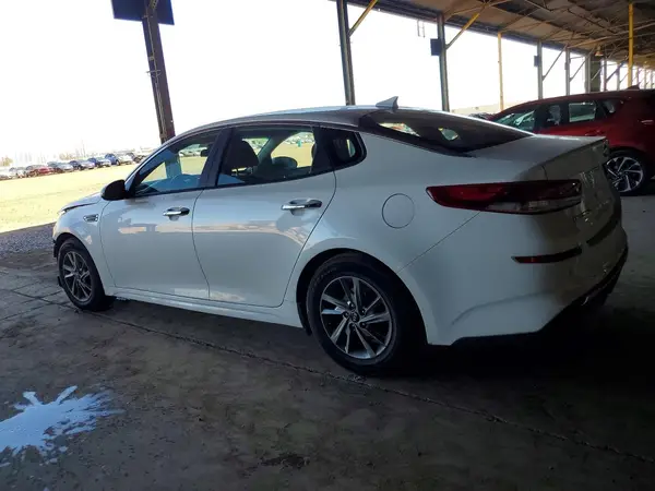 5XXGT4L34KG285158 2019 KIA OPTIMA - Image 2
