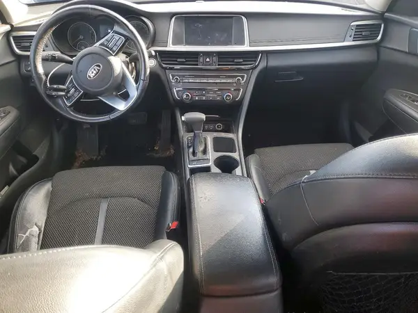 5XXGT4L34KG286813 2019 KIA OPTIMA - Image 8