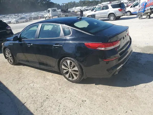 5XXGT4L34KG289565 2019 KIA OPTIMA - Image 2