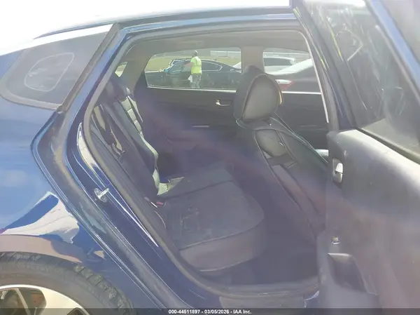 5XXGT4L34KG289937 2019 KIA OPTIMA - Image 8