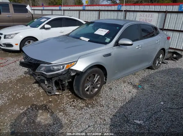 5XXGT4L34KG291493 2019 KIA OPTIMA - Image 2