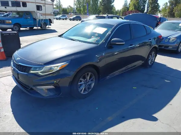 5XXGT4L34KG292448 2019 KIA OPTIMA - Image 2