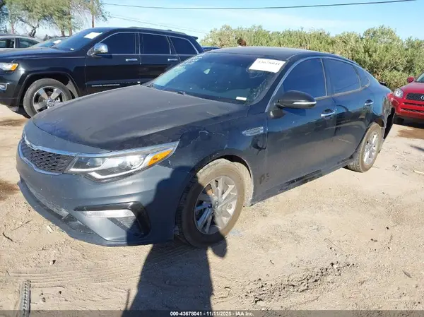5XXGT4L34KG292577 2019 KIA OPTIMA - Image 2