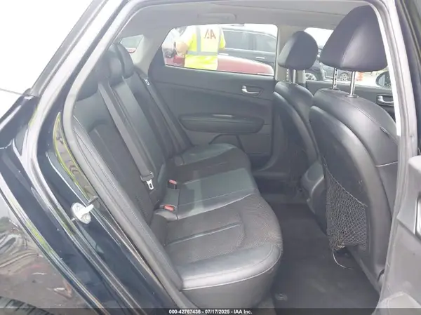 5XXGT4L34KG294362 2019 KIA OPTIMA - Image 8