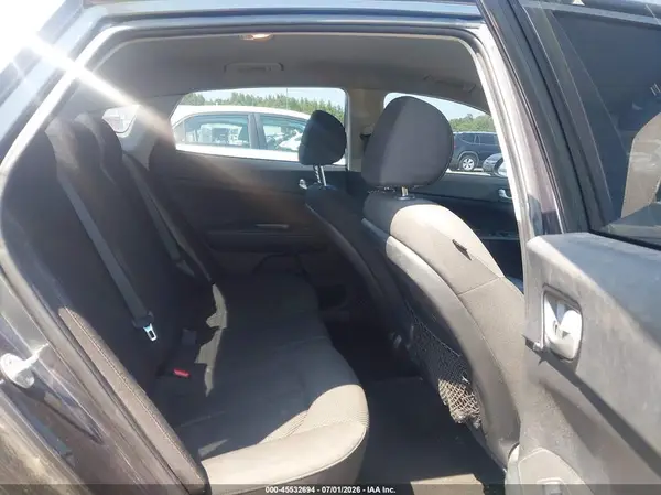 5XXGT4L34KG294605 2019 KIA OPTIMA - Image 8