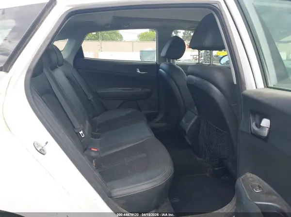 5XXGT4L34KG294894 2019 KIA OPTIMA - Image 8