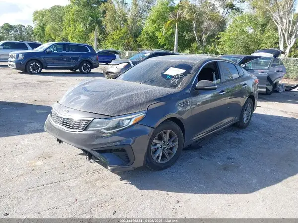 5XXGT4L34KG295138 2019 KIA OPTIMA - Image 2