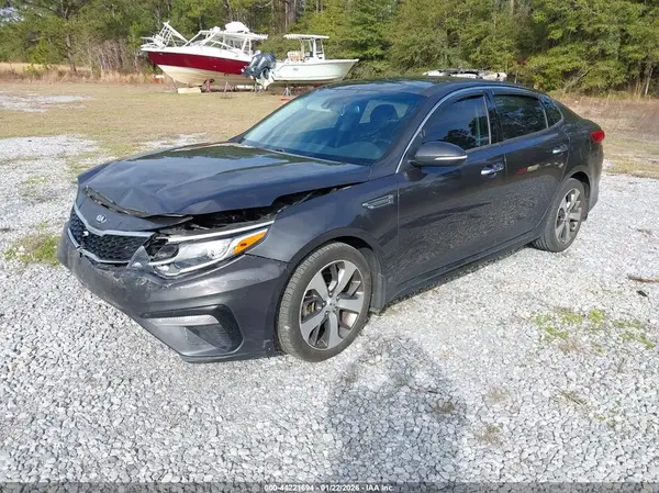 5XXGT4L34KG295639 2019 KIA OPTIMA - Image 2