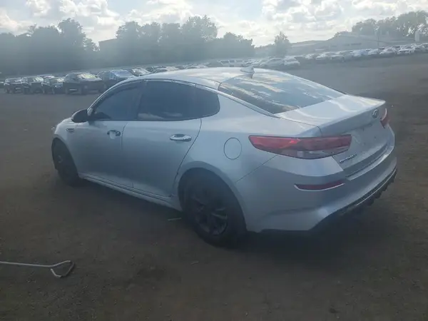 5XXGT4L34KG299349 2019 KIA OPTIMA - Image 2
