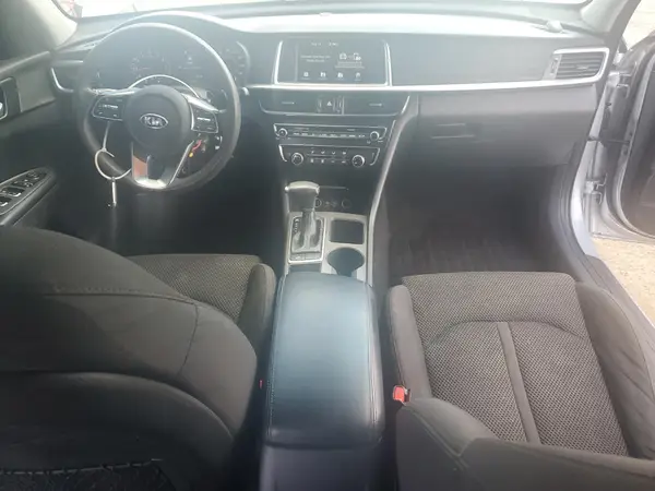 5XXGT4L34KG299349 2019 KIA OPTIMA - Image 8