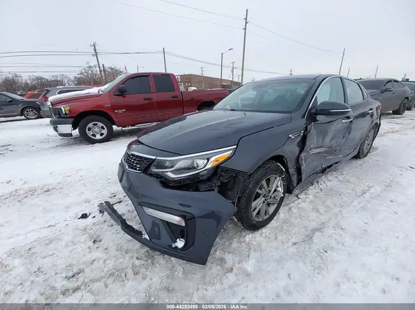 5XXGT4L34KG301522 2019 KIA OPTIMA - Image 2