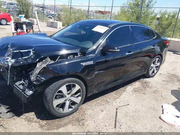 5XXGT4L34KG302377 2019 KIA OPTIMA - Image 2