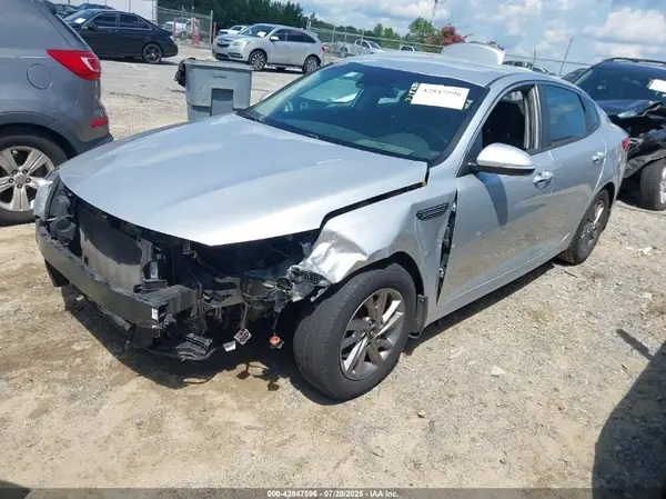 5XXGT4L34KG302430 2019 KIA OPTIMA - Image 2