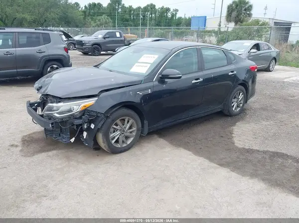 5XXGT4L34KG302721 2019 KIA OPTIMA - Image 2