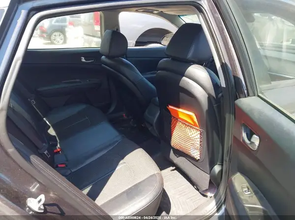 5XXGT4L34KG302976 2019 KIA OPTIMA - Image 8