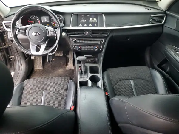 5XXGT4L34KG307577 2019 KIA OPTIMA - Image 8