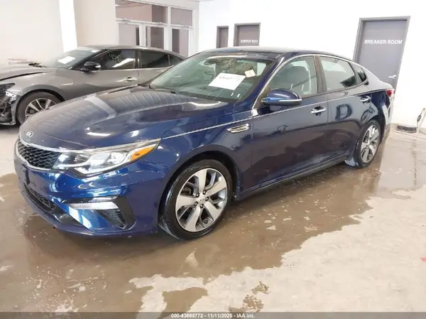 5XXGT4L34KG308759 2019 KIA OPTIMA - Image 2