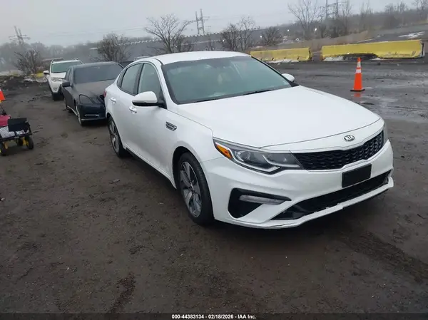 5XXGT4L34KG309524 2019 KIA OPTIMA - Image 1