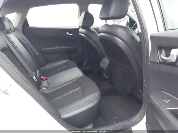 5XXGT4L34KG309524 2019 KIA OPTIMA - Image 8