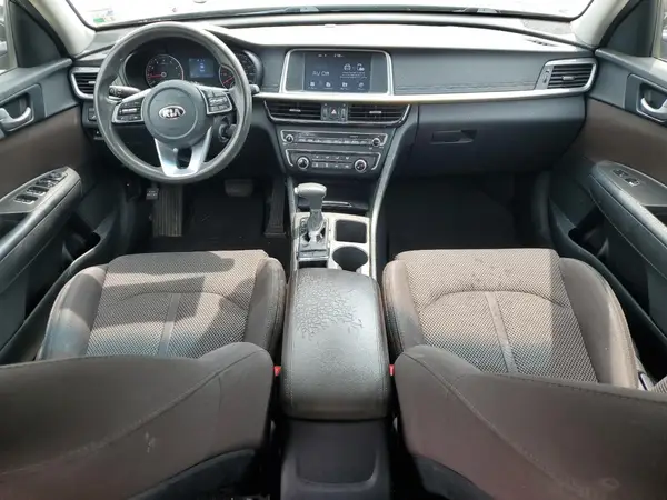 5XXGT4L34KG310821 2019 KIA OPTIMA - Image 8