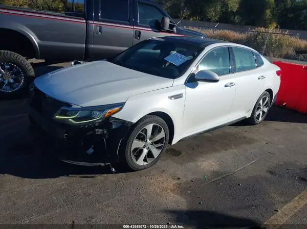 5XXGT4L34KG316022 2019 KIA OPTIMA - Image 2