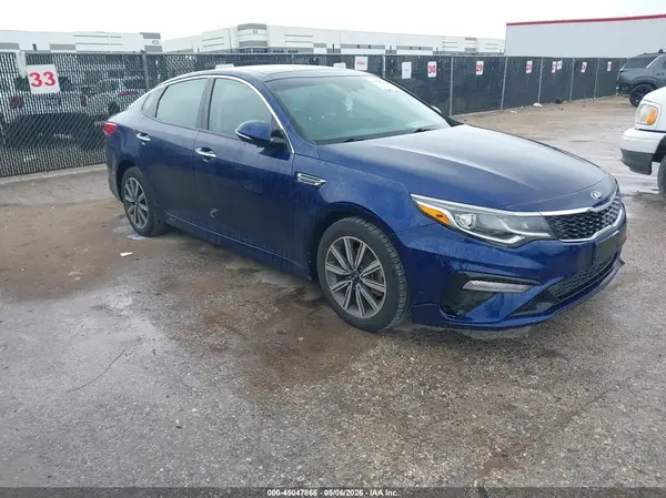 5XXGT4L34KG319888 2019 KIA OPTIMA - Image 1