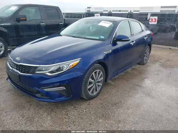 5XXGT4L34KG319888 2019 KIA OPTIMA - Image 2