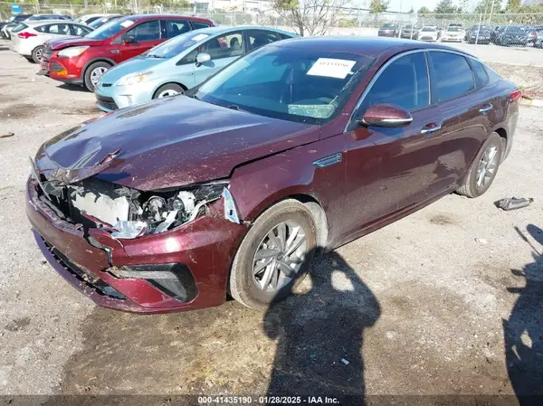 5XXGT4L34KG320880 2019 KIA OPTIMA - Image 2