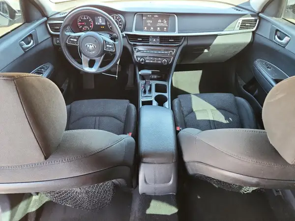 5XXGT4L34KG323200 2019 KIA OPTIMA - Image 8
