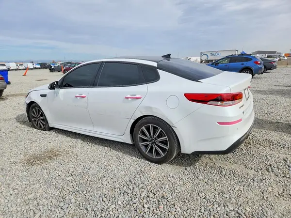 5XXGT4L34KG324282 2019 KIA OPTIMA - Image 2
