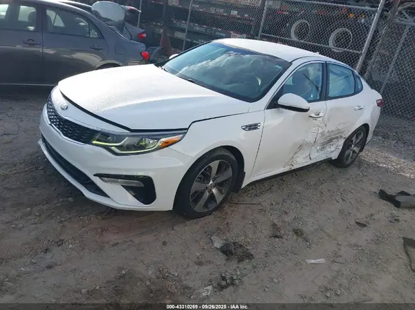 5XXGT4L34KG324704 2019 KIA OPTIMA - Image 2