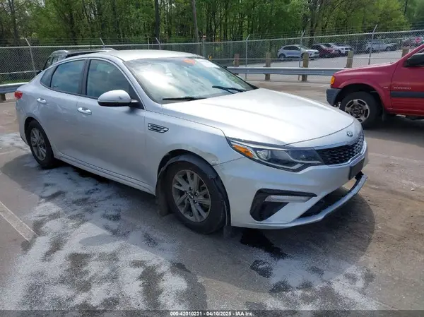 5XXGT4L34KG327439 2019 KIA OPTIMA - Image 1