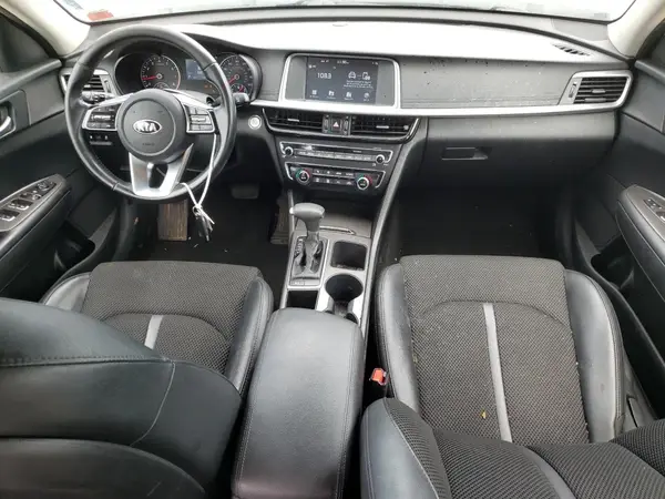 5XXGT4L34KG328770 2019 KIA OPTIMA - Image 8