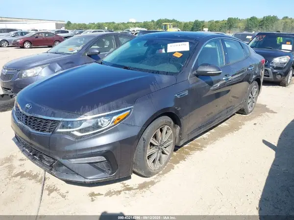 5XXGT4L34KG329692 2019 KIA OPTIMA - Image 2