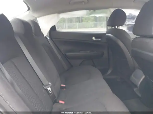 5XXGT4L34KG329871 2019 KIA OPTIMA - Image 8