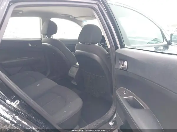 5XXGT4L34KG331359 2019 KIA OPTIMA - Image 8