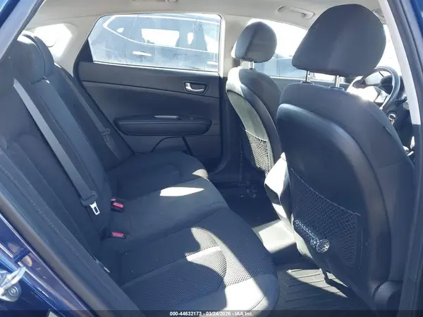 5XXGT4L34KG331796 2019 KIA OPTIMA - Image 8