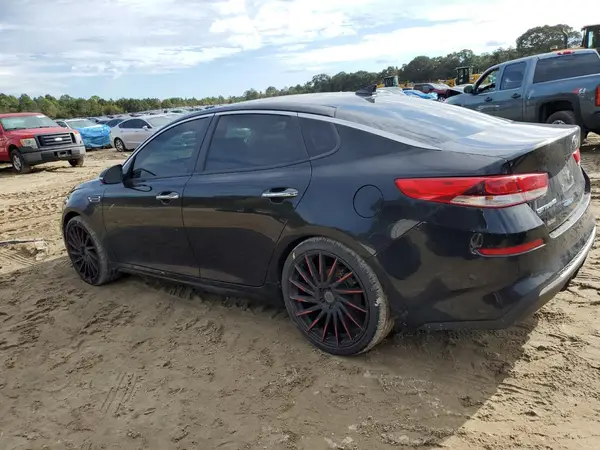 5XXGT4L34KG332043 2019 KIA OPTIMA - Image 2