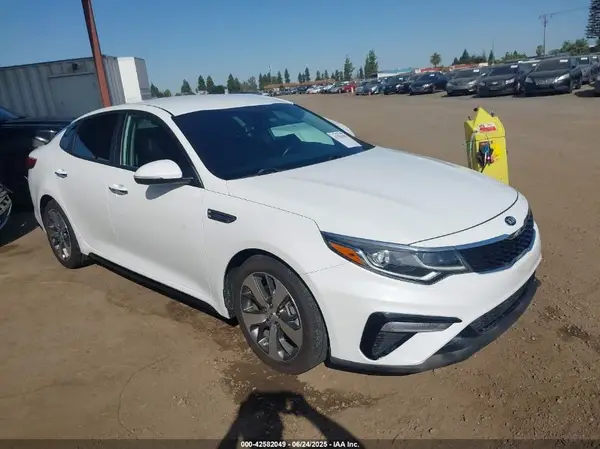 5XXGT4L34KG334293 2019 KIA OPTIMA - Image 1
