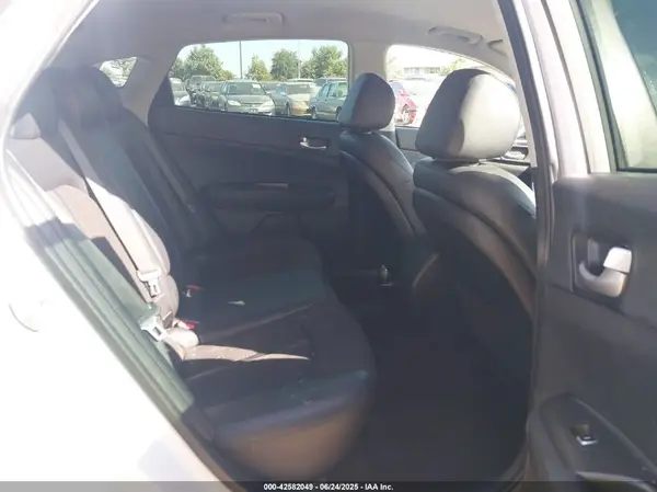 5XXGT4L34KG334293 2019 KIA OPTIMA - Image 8