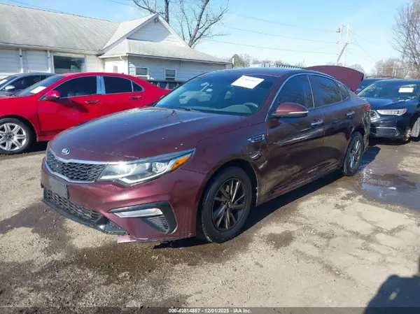 5XXGT4L34KG334682 2019 KIA OPTIMA - Image 2