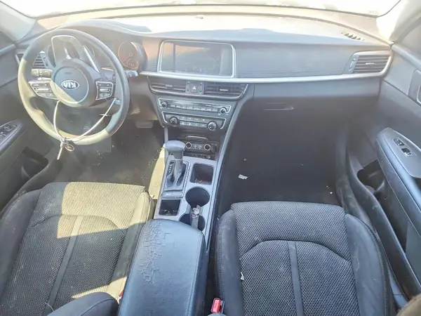 5XXGT4L34KG337419 2019 KIA OPTIMA - Image 8
