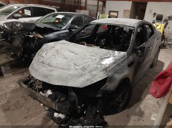 5XXGT4L34KG340336 2019 KIA OPTIMA - Image 2