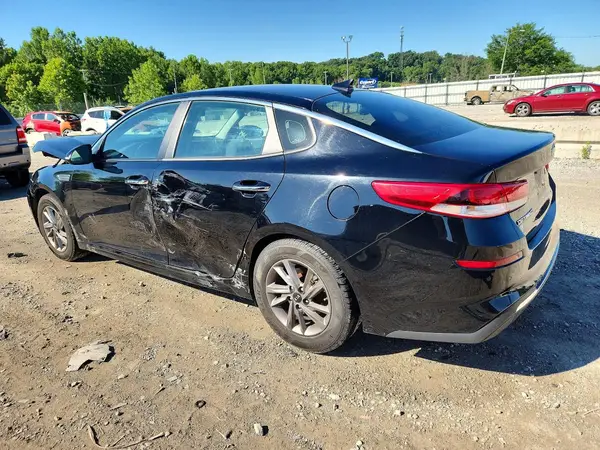 5XXGT4L34KG341714 2019 KIA OPTIMA - Image 2